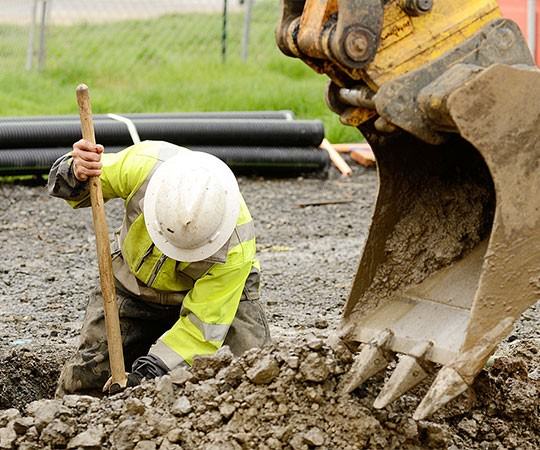 Земляные работы в Северодвинске и  Архангельской области